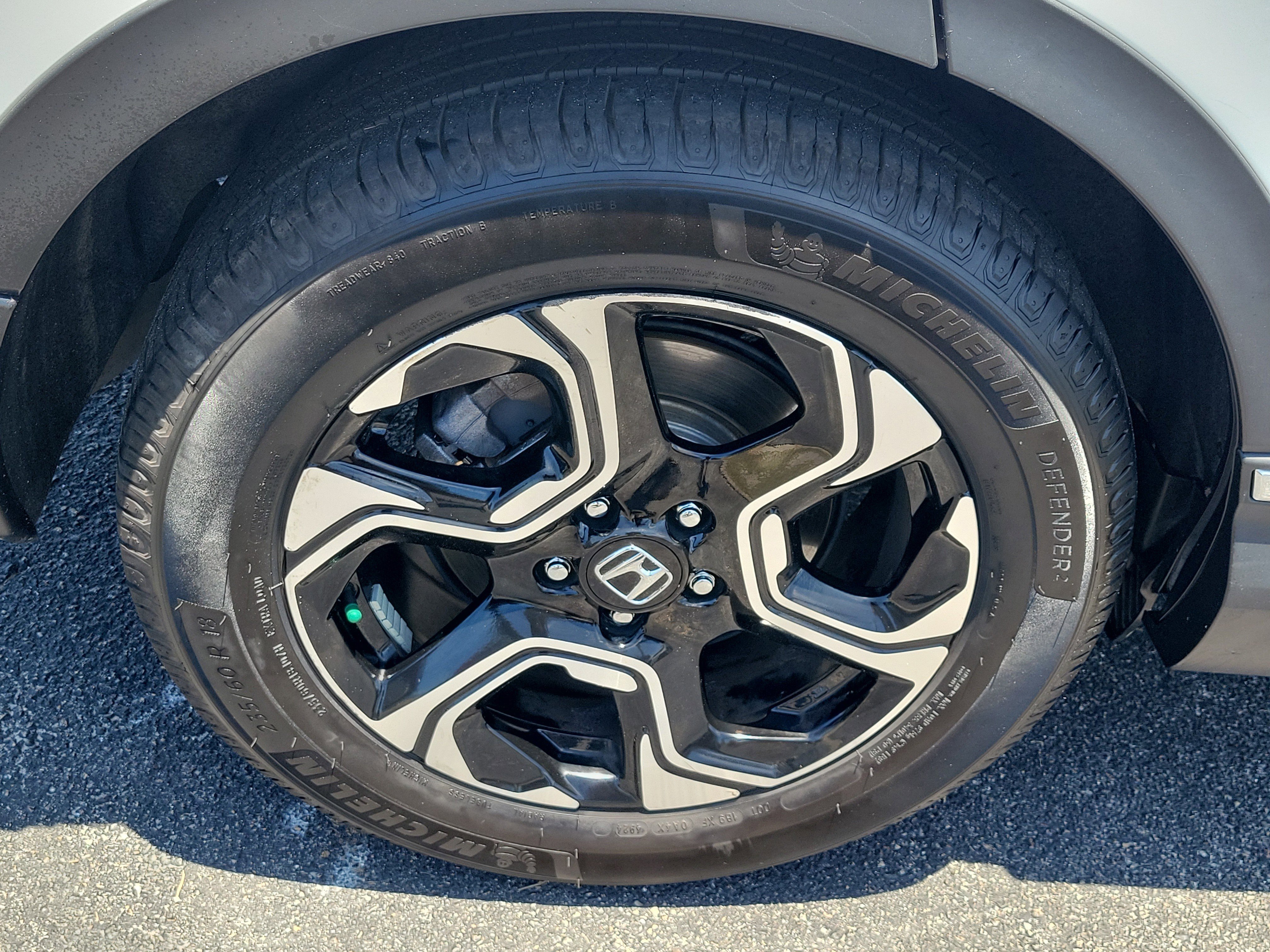 Used 2018 Honda CR-V Touring image 10