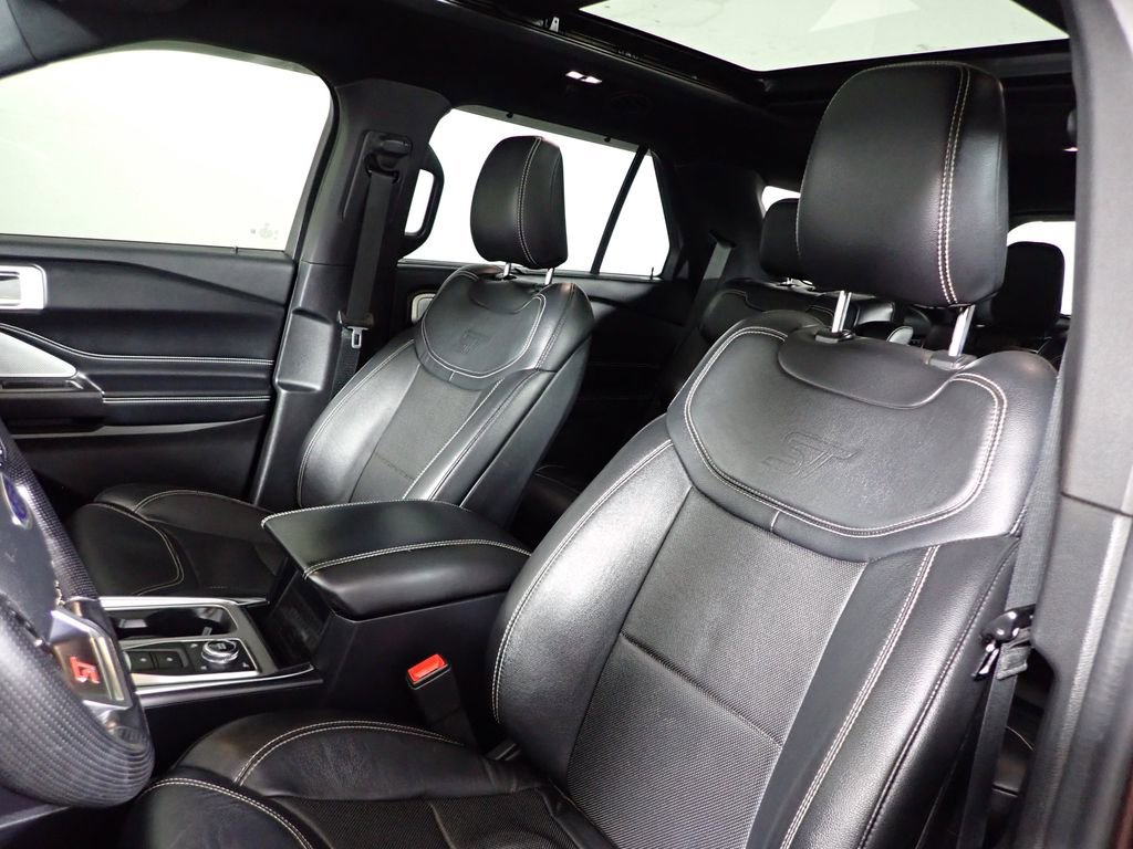 Used 2020 Ford Explorer ST w/ ST Street Pack image 26