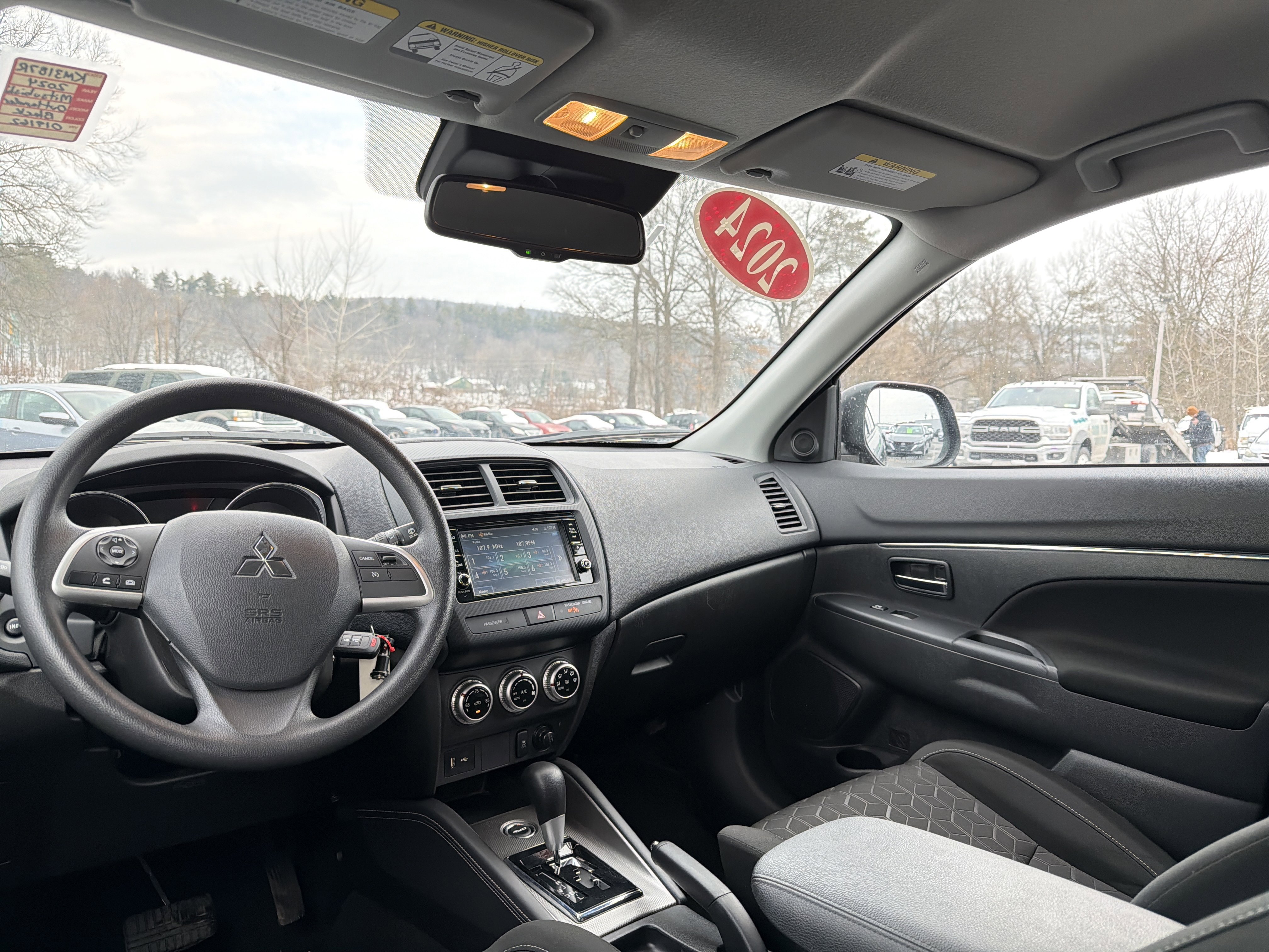Used 2024 Mitsubishi Outlander Sport ES image 14