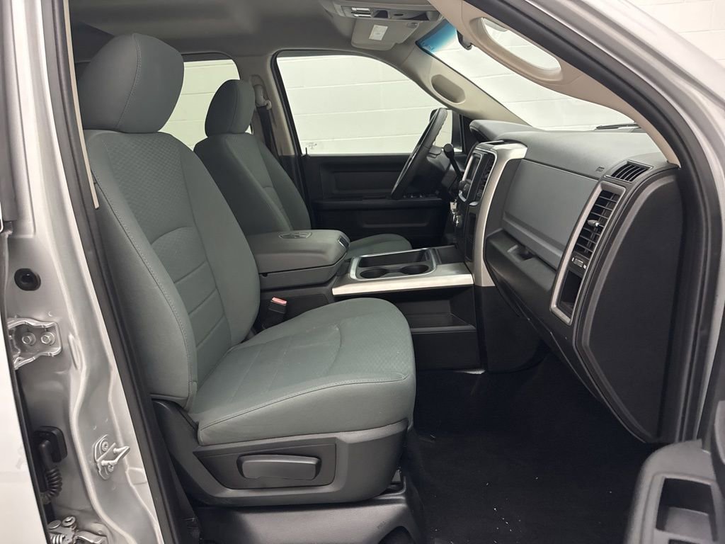 Used 2018 RAM 3500 Tradesman w/ Chrome Appearance Group AWD/4WD image 37