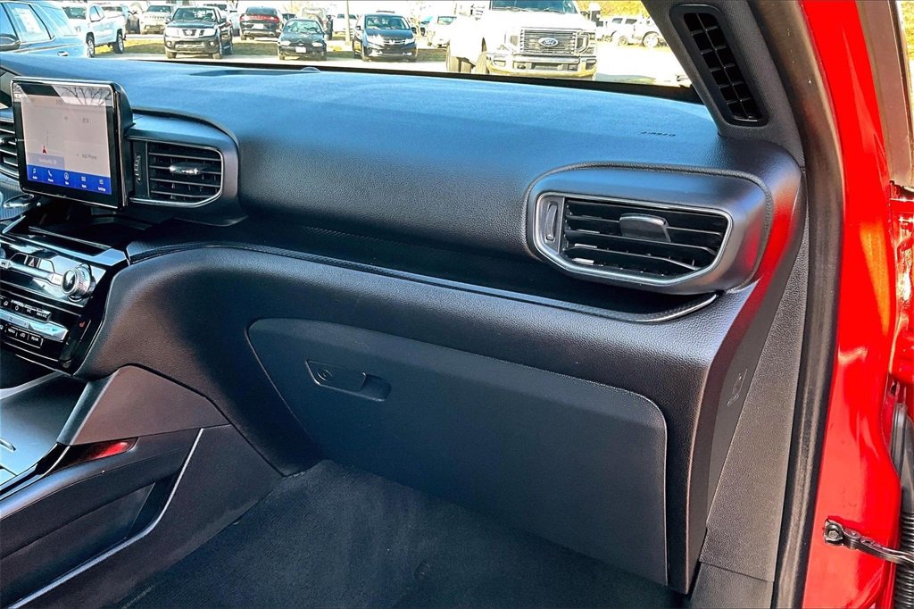 Used 2022 Ford Explorer ST image 13