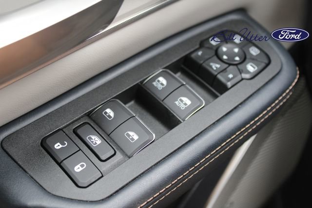 Used 2025 RAM 1500 Tungsten w/ Towing Technology Group AWD/4WD image 23