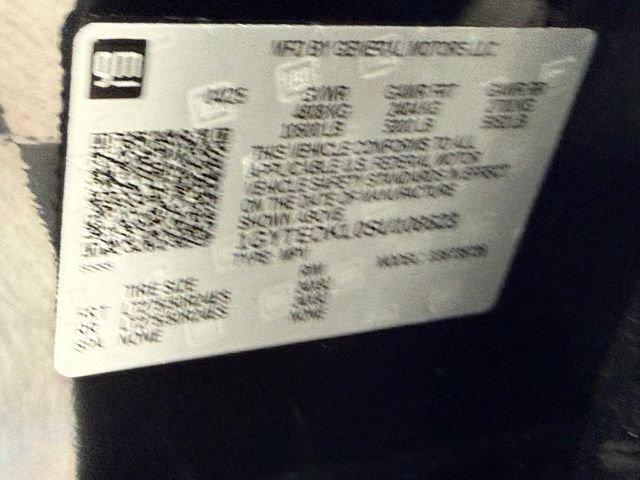 Used 2025 Cadillac Escalade IQ Luxury 2 w/ LPO, Premium Carpet Package AWD/4WD image 38
