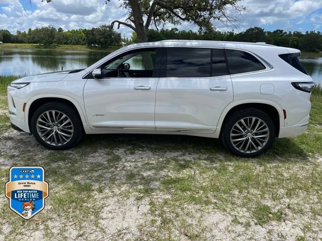 Certified 2025 Buick Enclave Avenir w/ Super Cruise Package AWD/4WD image 4