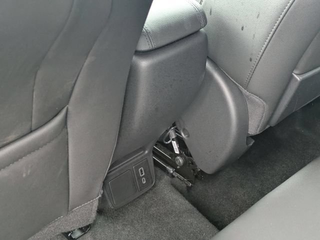 Certified 2024 Buick Encore GX Preferred w/ Comfort Package AWD/4WD image 29