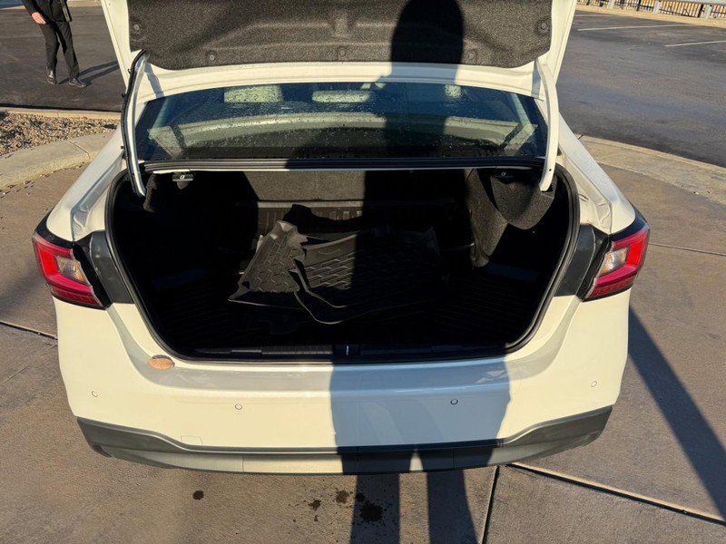 Used 2022 Subaru Legacy Limited image 8