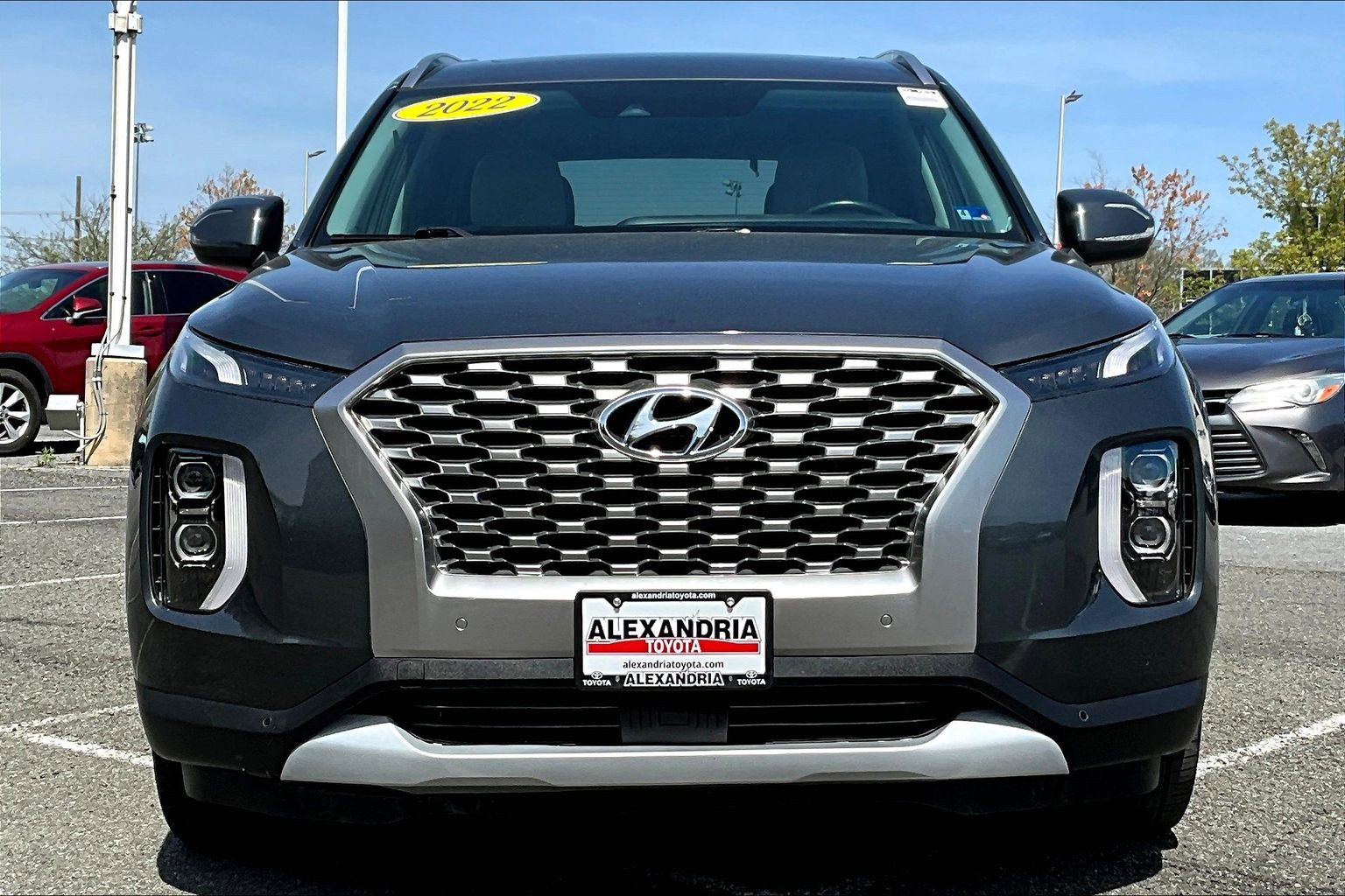 Used 2022 Hyundai Palisade SEL w/ Convenience Package image 3