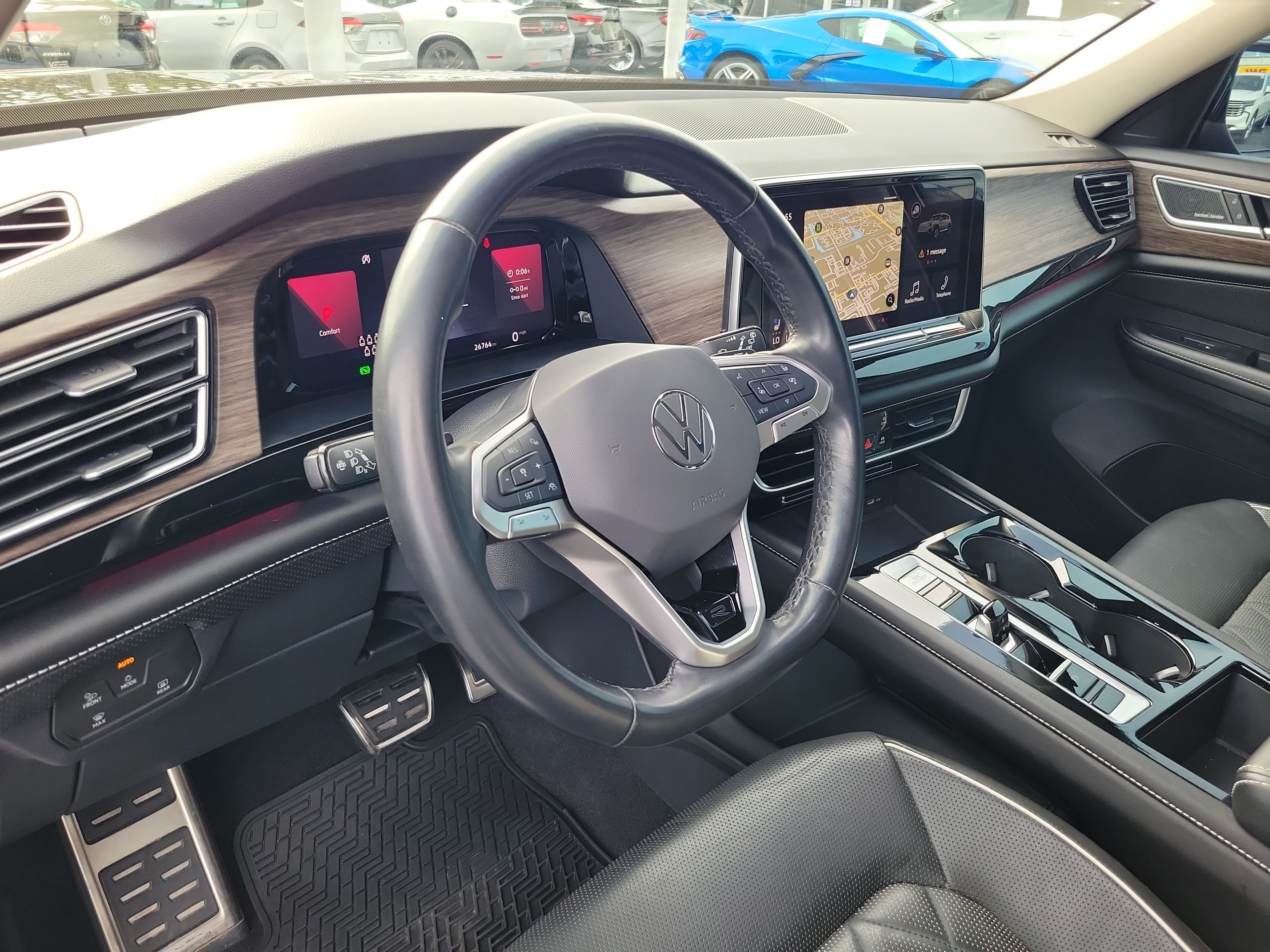 Used 2024 Volkswagen Atlas SEL Premium R-Line AWD/4WD image 18