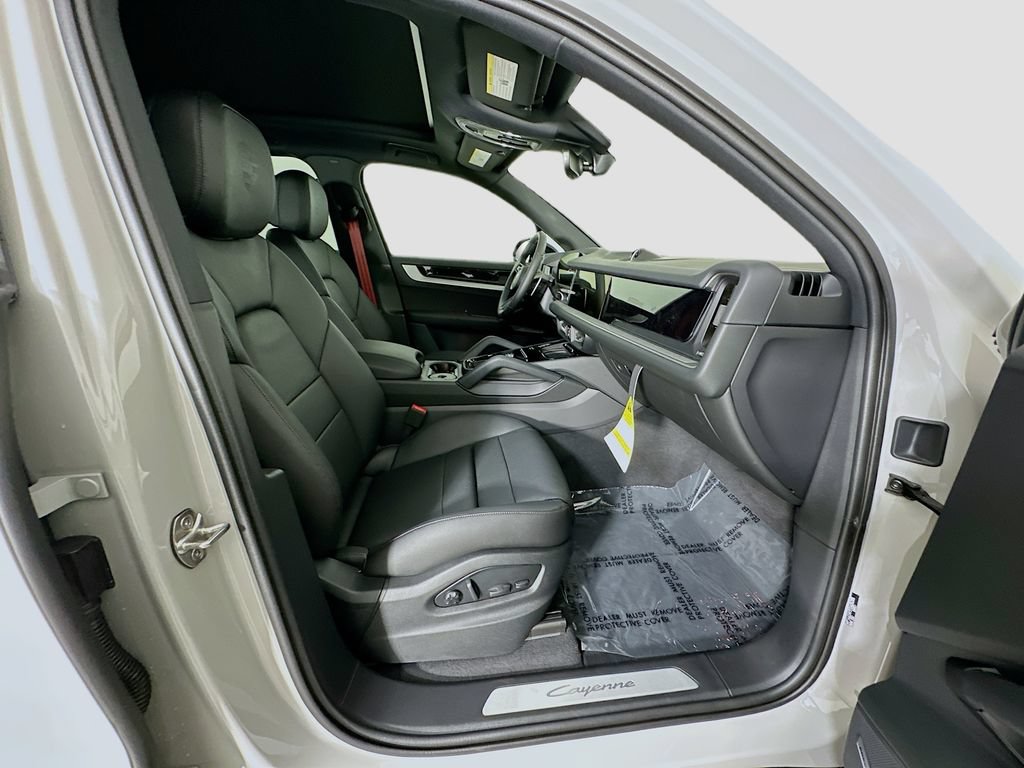 New 2026 Porsche Cayenne AWD/4WD image 31