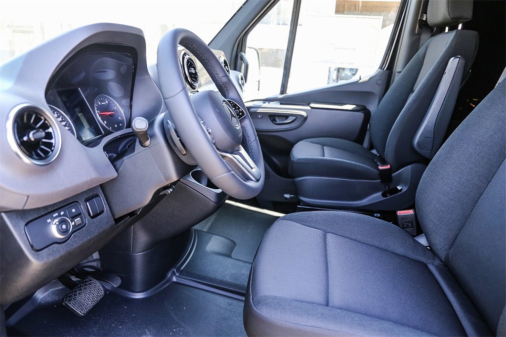 Used 2024 Mercedes-Benz Sprinter 144 Cargo image 20
