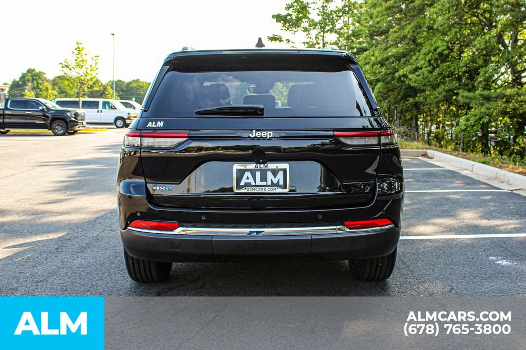 Used 2024 Jeep Grand Cherokee Limited 4xe AWD/4WD image 11