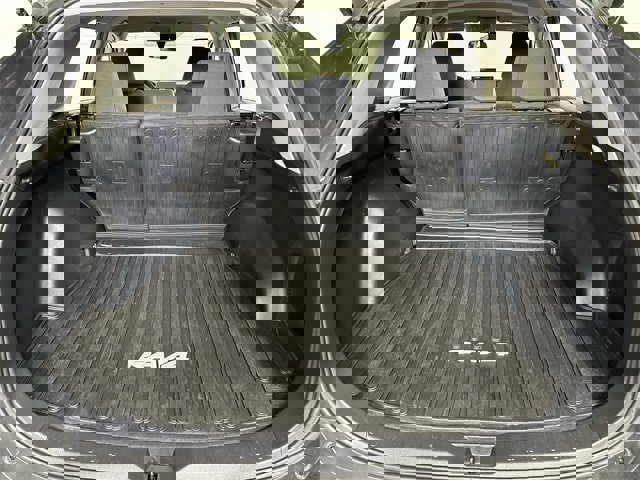 Used 2021 Toyota RAV4 LE image 27