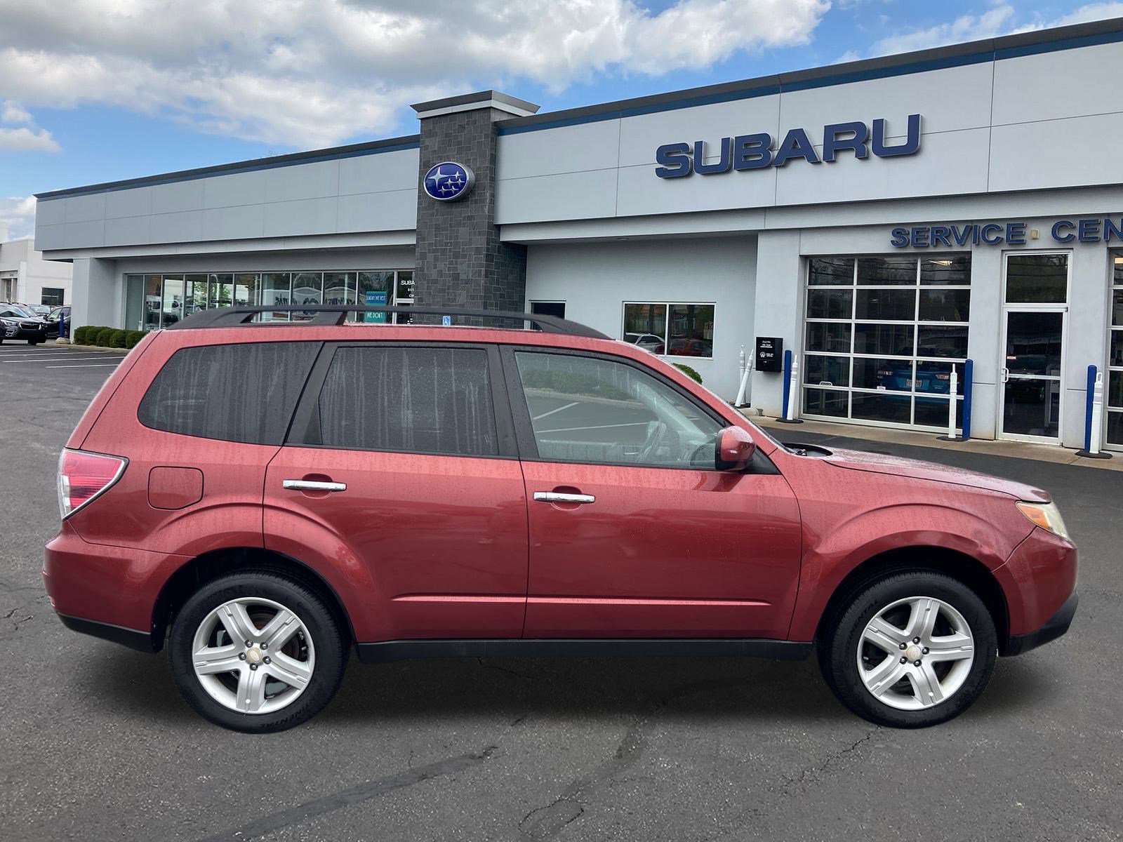 Used 2010 Subaru Forester 2.5X Premium image 8
