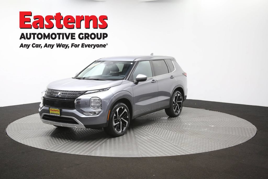 Used 2024 Mitsubishi Outlander SE AWD/4WD image 56