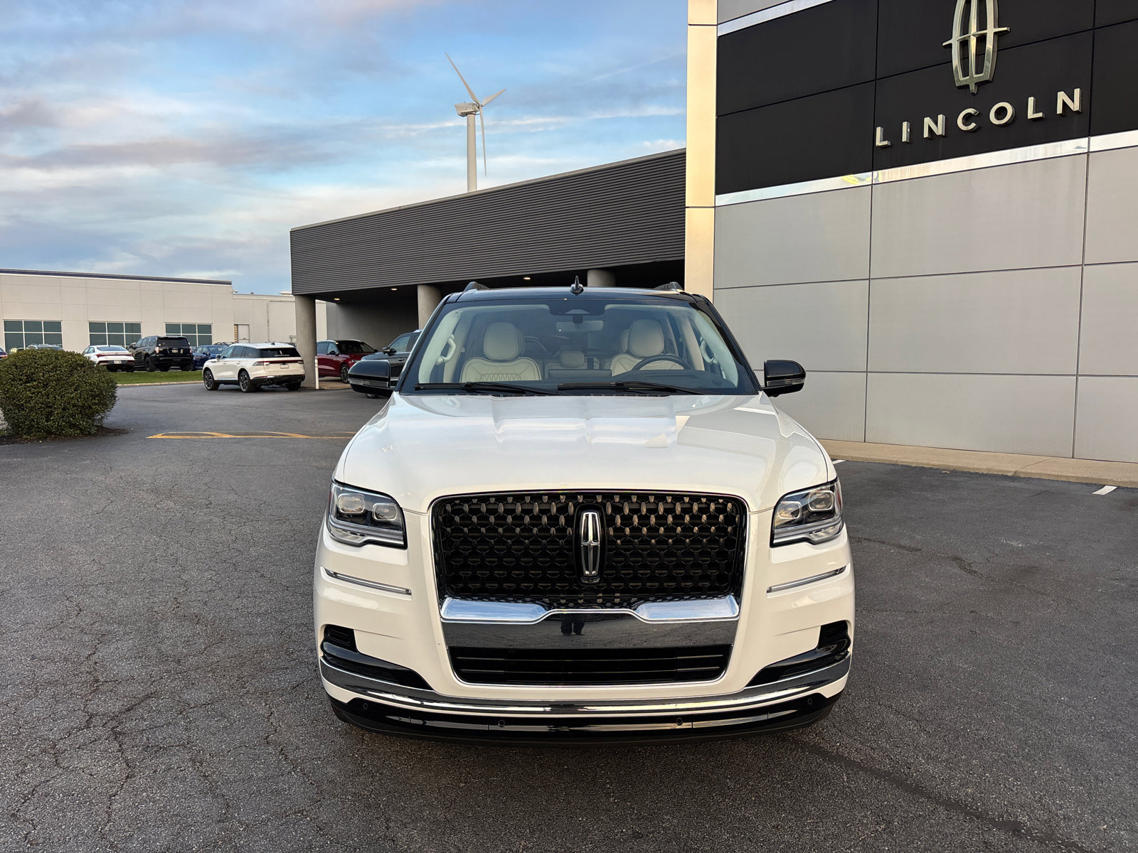 Certified 2024 Lincoln Navigator Black Label image 2