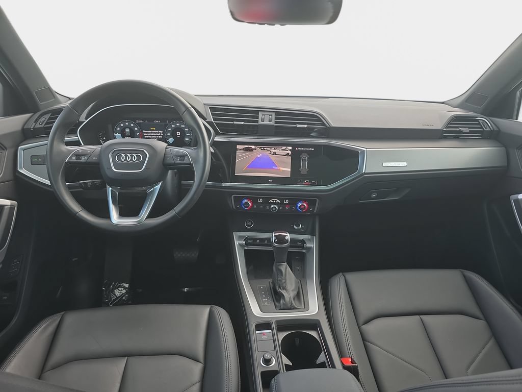 Used 2024 Audi Q3 2.0T Premium w/ Convenience Package AWD/4WD image 10