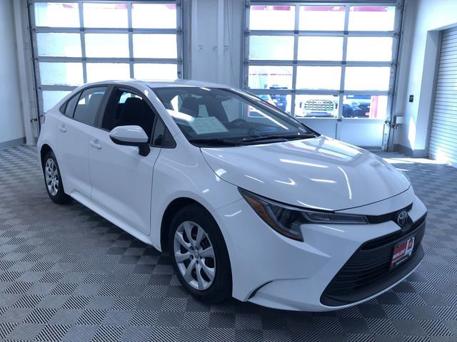 Certified 2025 Toyota Corolla LE image 35