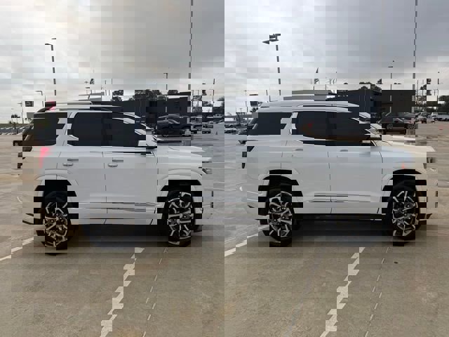 Used 2021 GMC Acadia Denali image 6