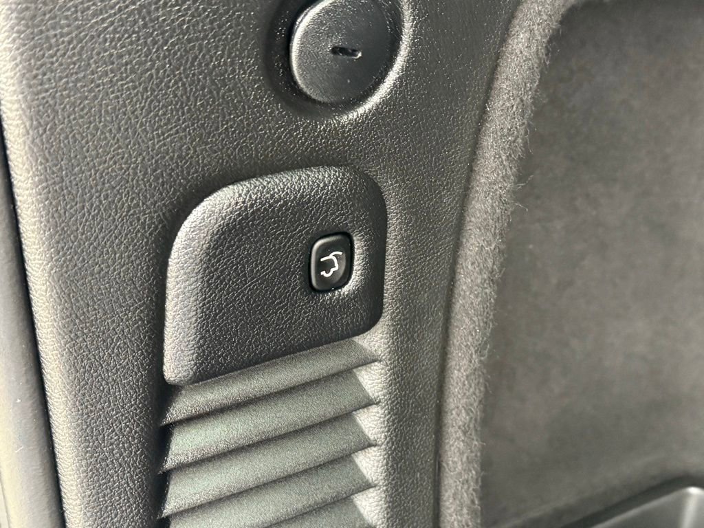 Used 2021 Dodge Durango SXT image 18