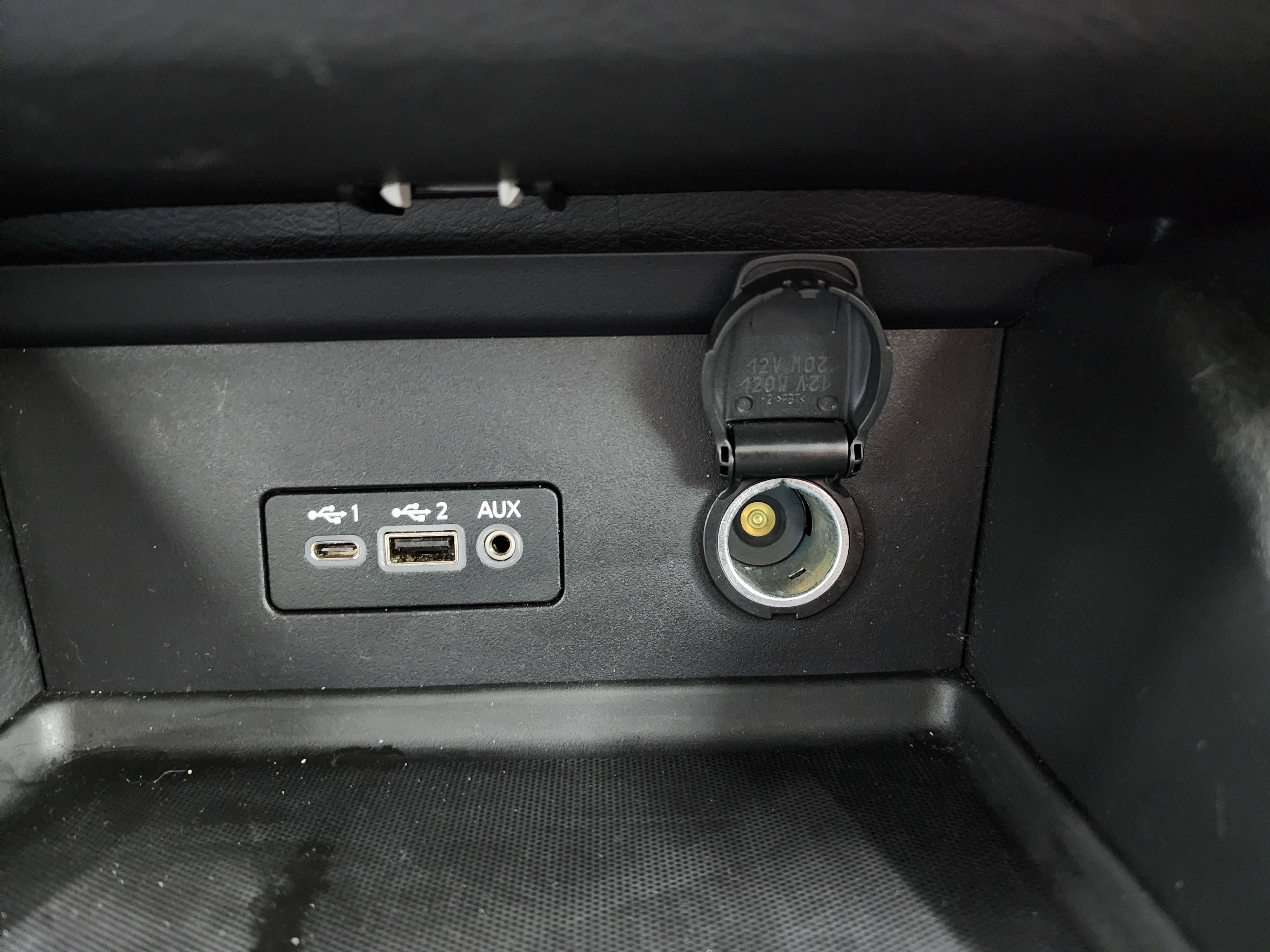 Used 2023 Nissan Sentra SV image 44