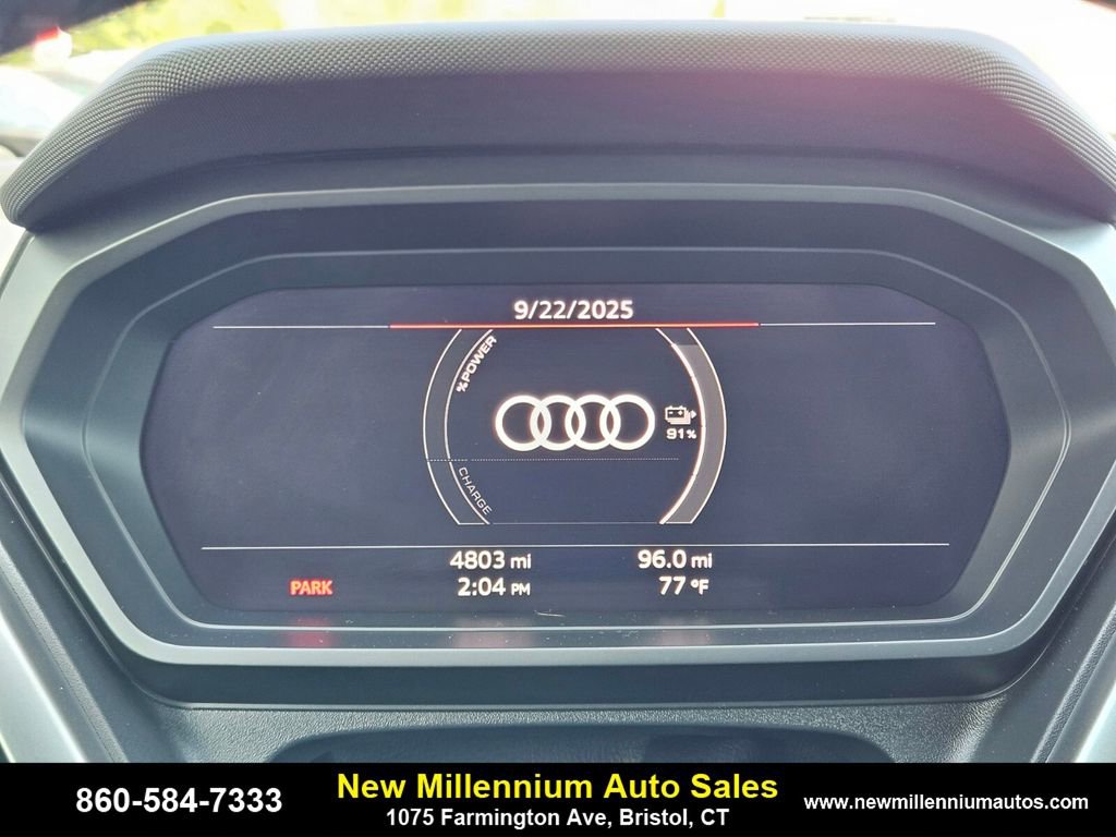 Used 2025 Audi Q4 e-tron Premium w/ Convenience Package image 31