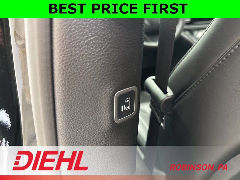 New 2026 Chrysler Pacifica Select image 22