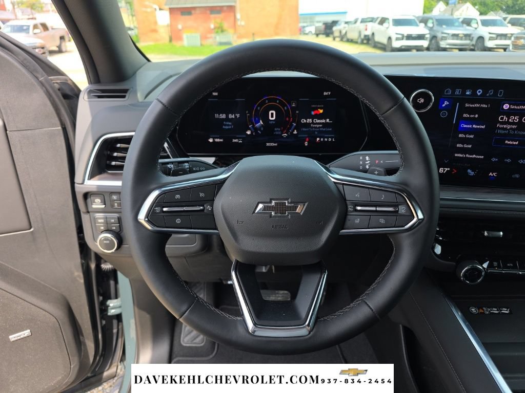 Used 2026 Chevrolet Suburban Z71 w/ Comfort Package AWD/4WD image 11