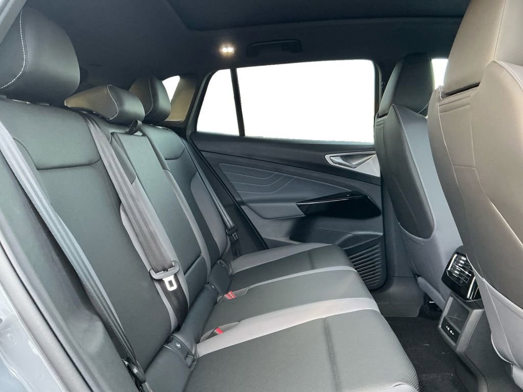 New 2026 Volkswagen ID.4 Pro S AWD/4WD image 18