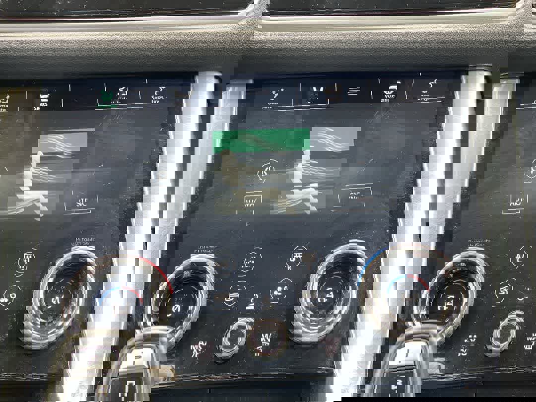 Used 2021 Land Rover Range Rover Sport SE image 21