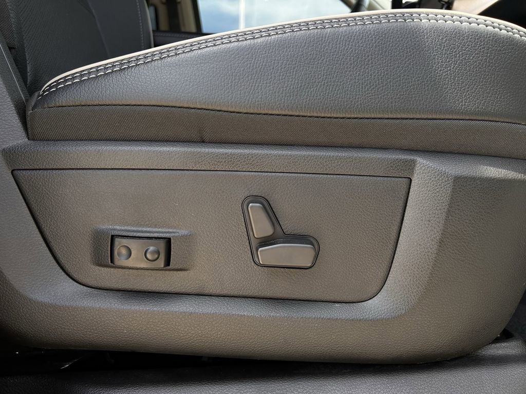 Used 2024 RAM 2500 Laramie w/ Safety Group image 32