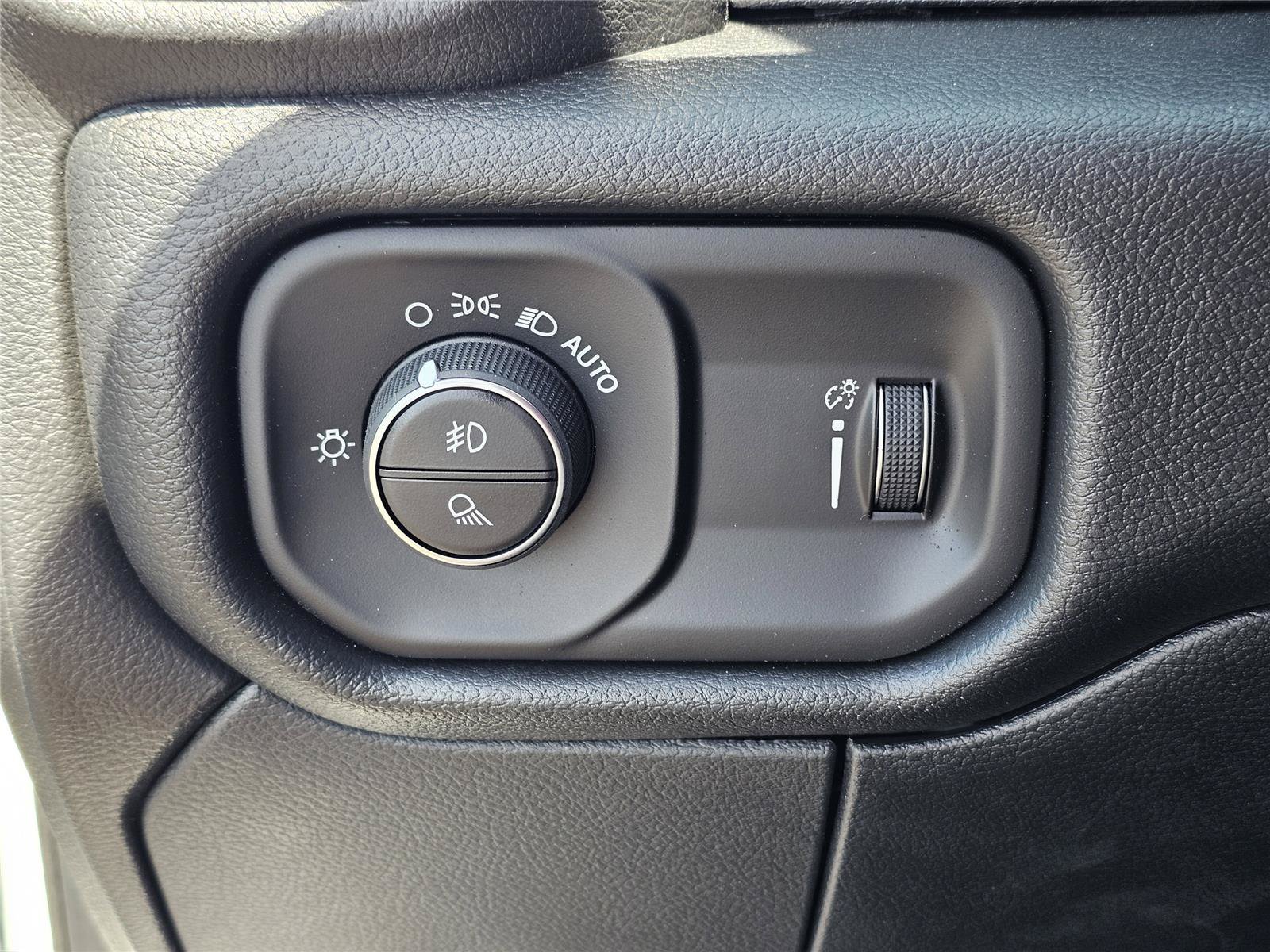 New 2026 RAM 3500 Tradesman AWD/4WD image 20