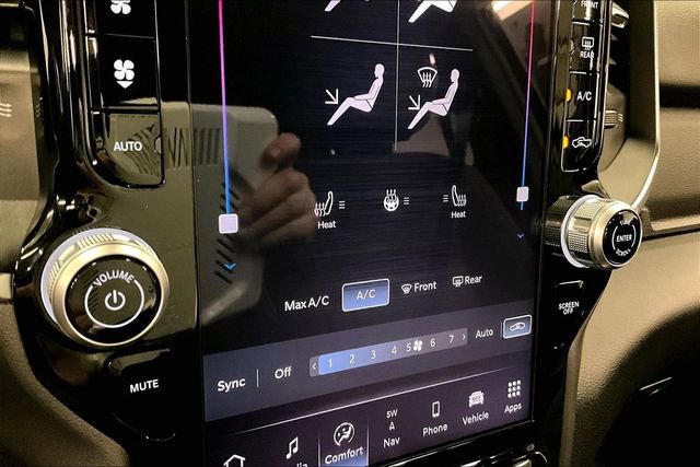 Used 2025 RAM 2500 Big Horn image 39