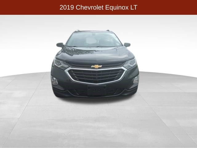 Used 2019 Chevrolet Equinox LT w/ LT True North Edition AWD/4WD image 2