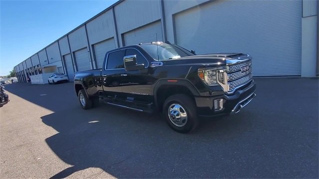Used 2020 GMC Sierra 3500 Denali w/ Denali Ultimate Package video 2