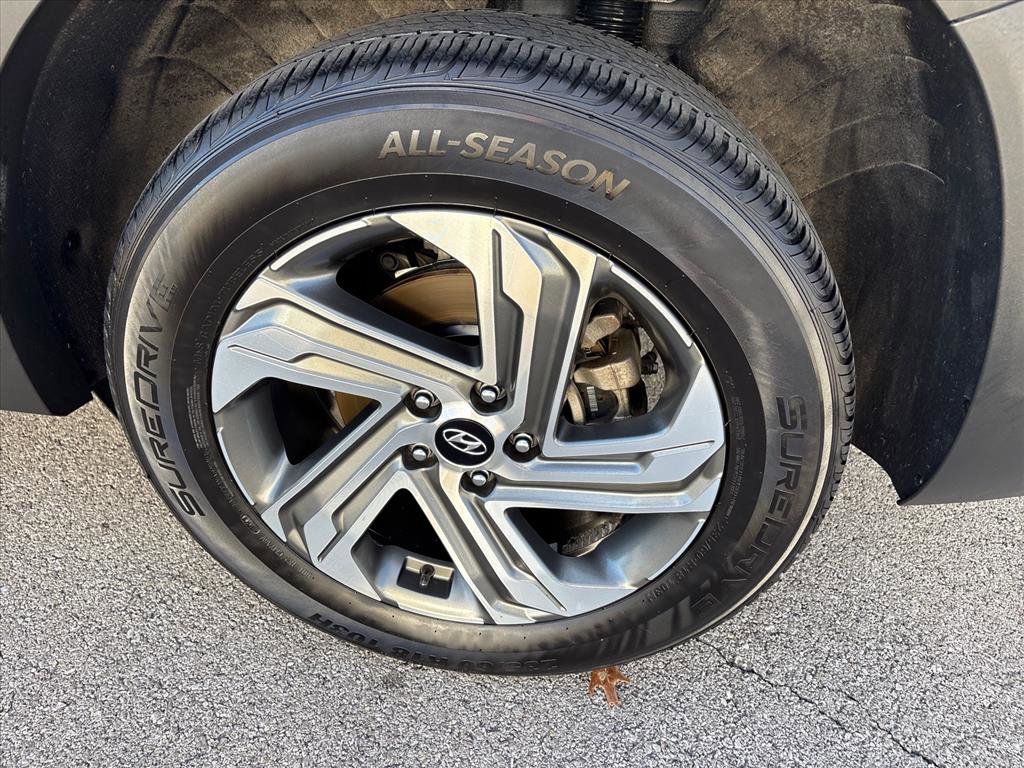 Used 2023 Hyundai Santa Fe SEL image 13