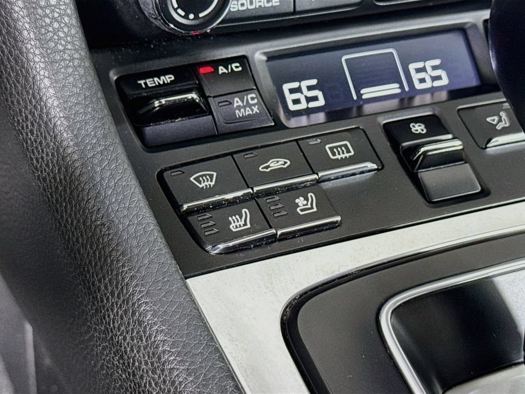 Certified 2017 Porsche 911 Carrera RWD image 22
