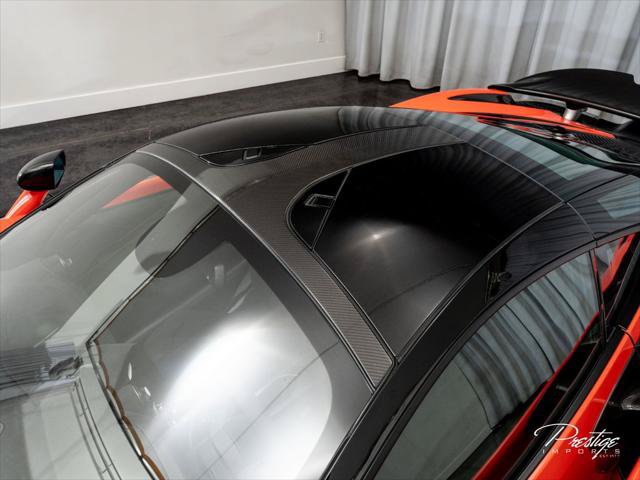 Used 2021 McLaren 765LT RWD image 18