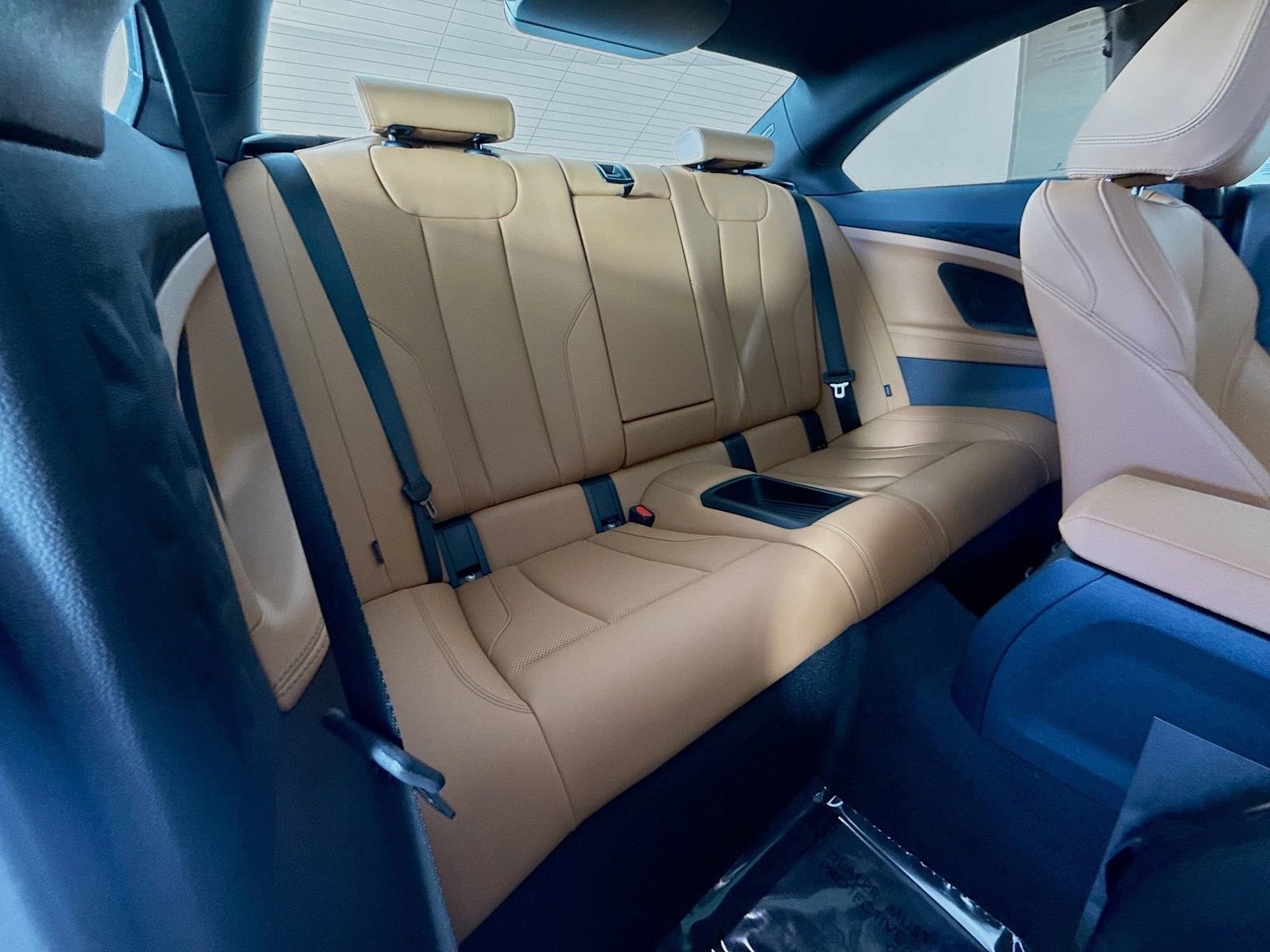 Used 2025 BMW 230i Coupe w/ M Sport Package image 28