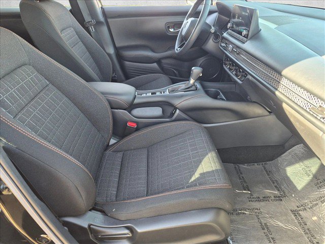 Used 2025 Honda HR-V Sport image 25