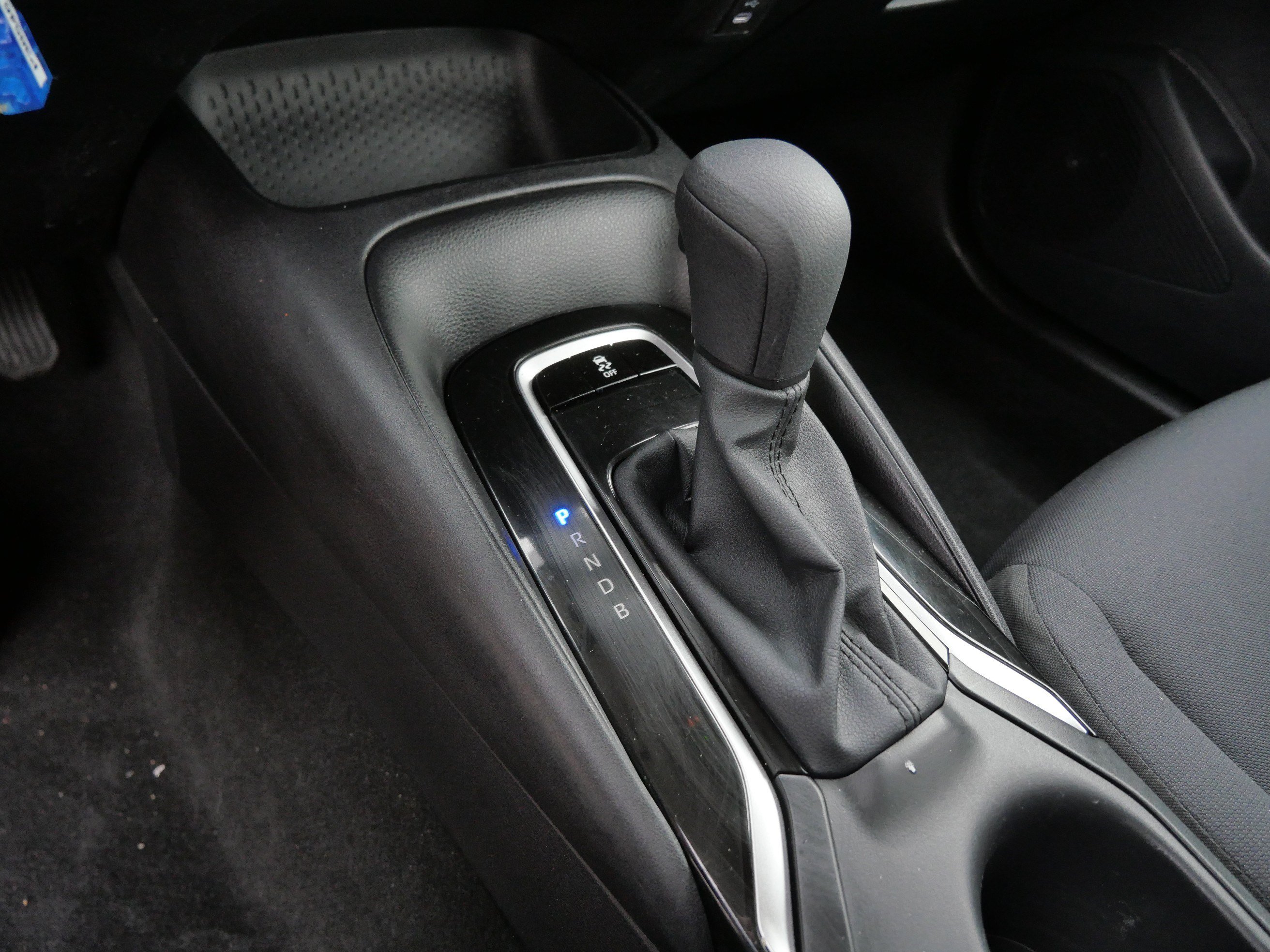 Certified 2026 Toyota Corolla LE FWD image 24