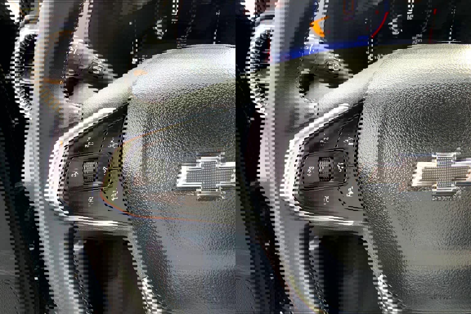 Used 2025 Chevrolet Trax ACTIV w/ Driver Confidence Package FWD image 20