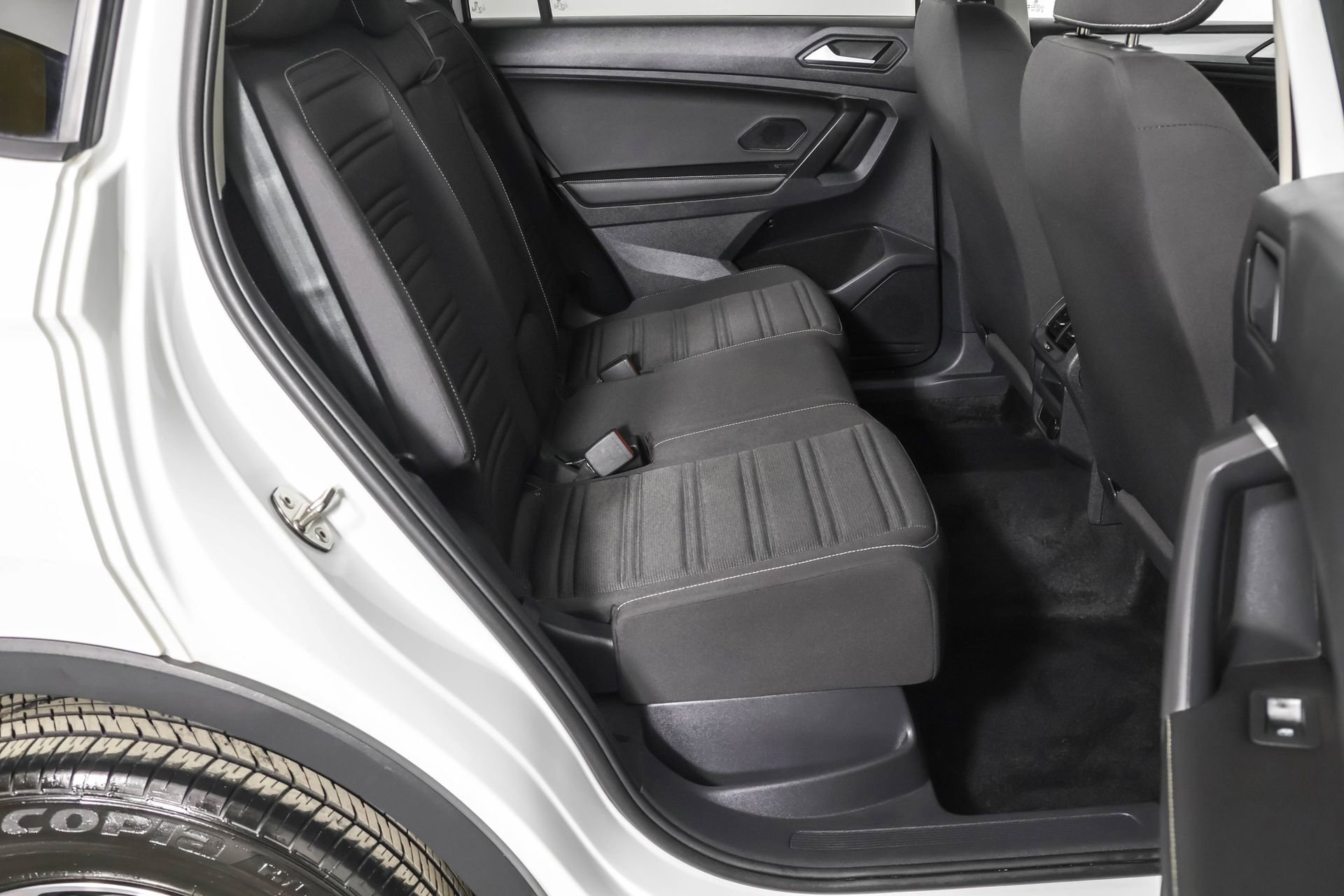 Used 2024 Volkswagen Tiguan S image 39