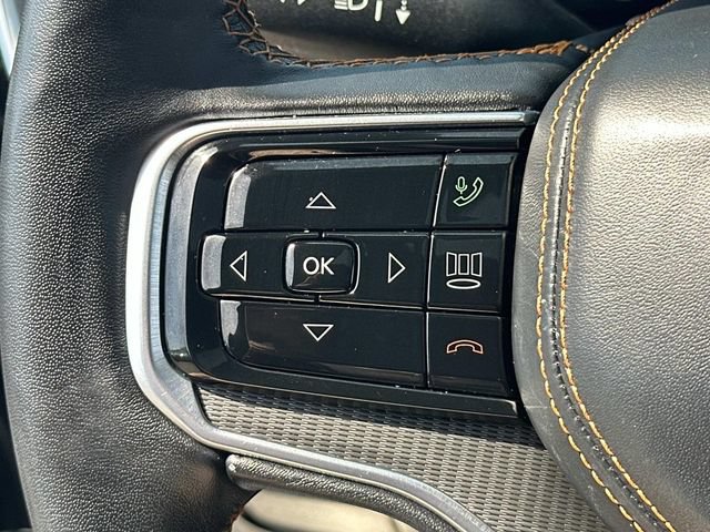 Used 2023 Jeep Grand Wagoneer Series III w/ Rear Seat Video Group 1 AWD/4WD image 25