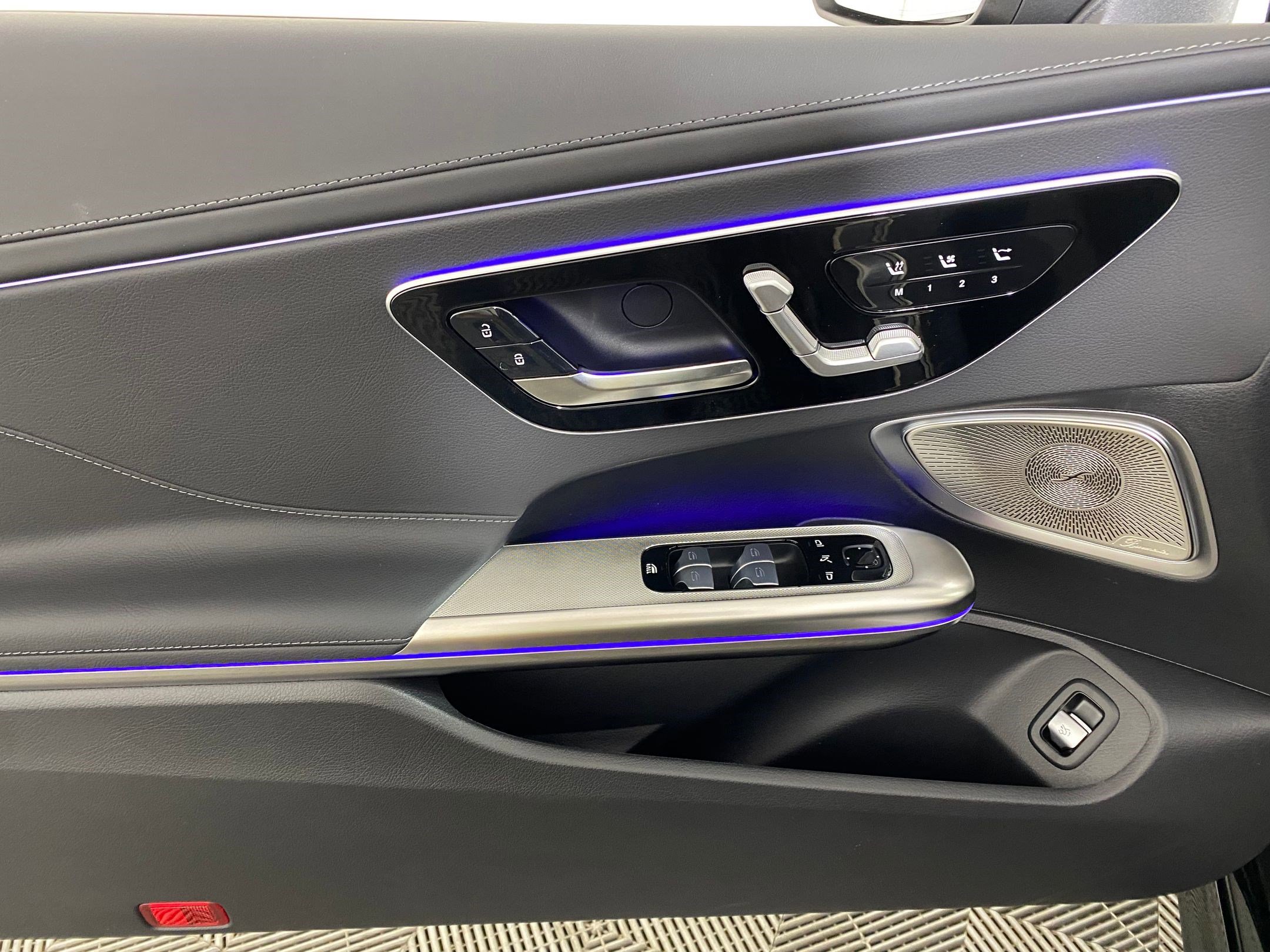 New 2026 Mercedes-Benz CLE 300 4MATIC Cabriolet image 11