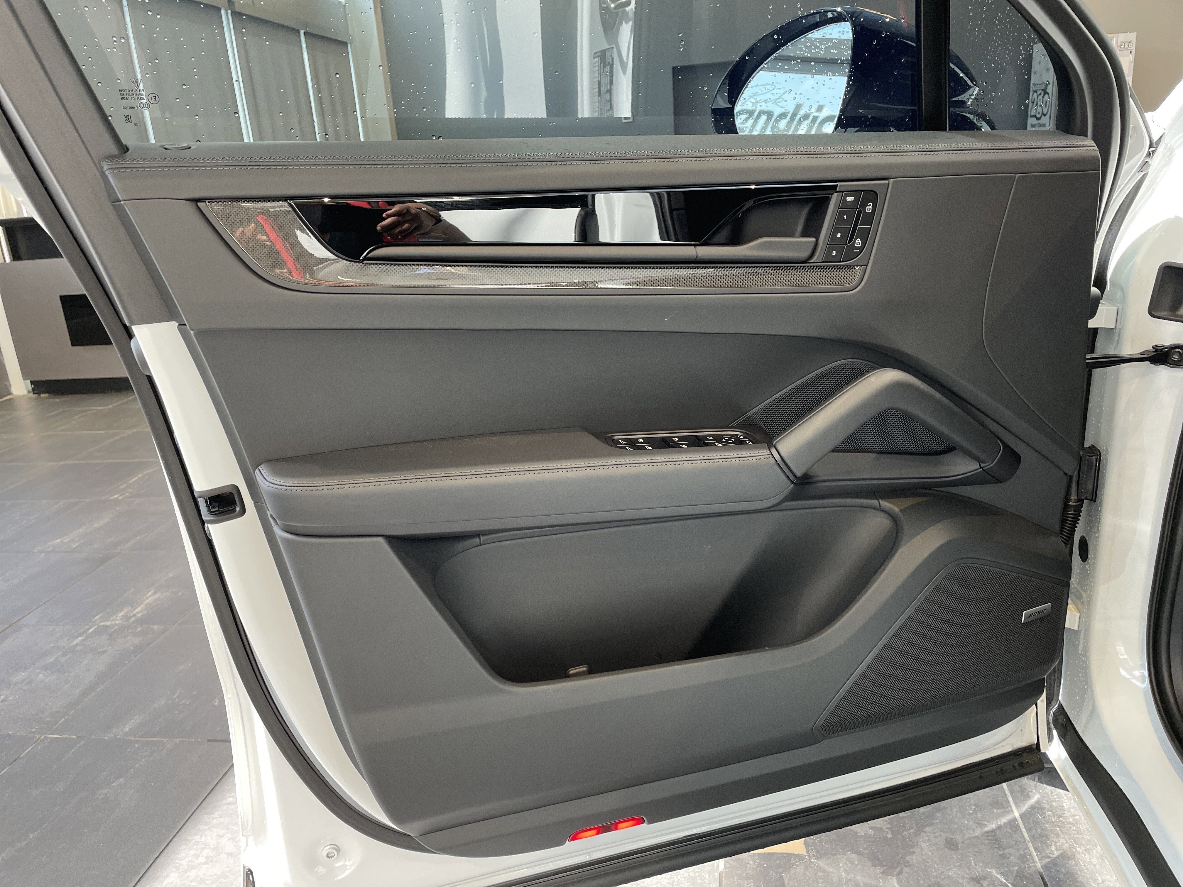 Used 2026 Porsche Cayenne GTS image 14