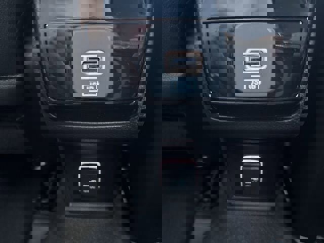 New 2026 Jeep Compass Limited image 16