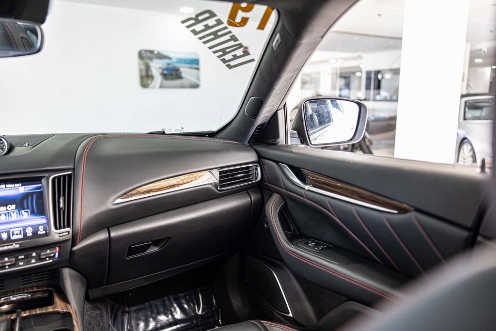 Used 2019 Maserati Levante S GranSport image 42