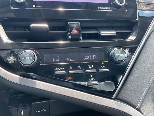 Used 2024 Toyota Camry SE FWD image 23