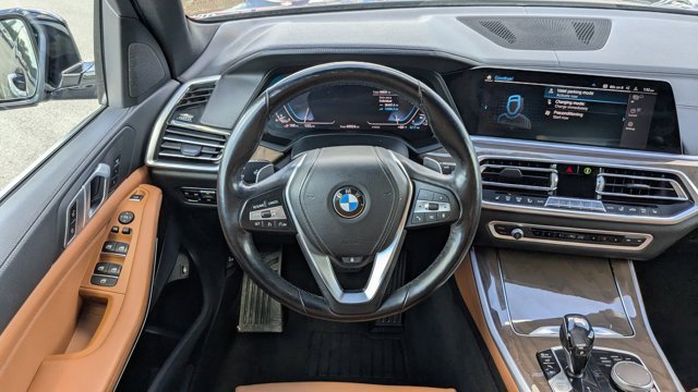 Used 2021 BMW X5 xDrive45e w/ Parking Assistance Package image 18