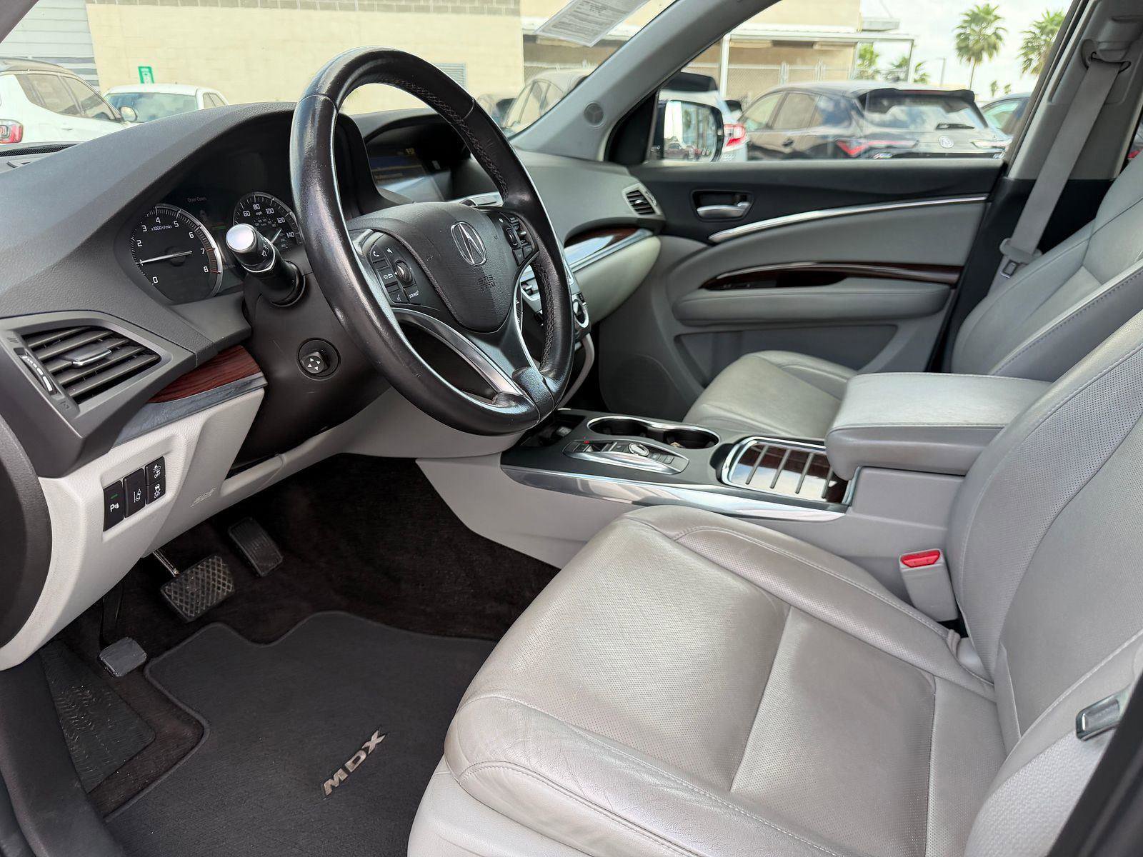 Used 2016 Acura MDX FWD w/ Advance & Entertainment image 3